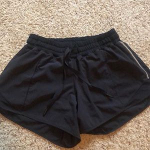 Lulu lemon black shorts